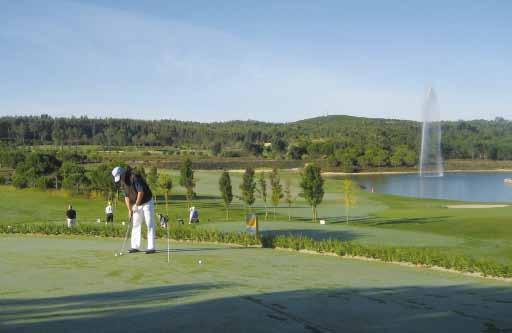 Matkailu Portugalin Praia del Rey Golfkentältä keskelle keskiaikaa Portugalissa Atlanttiin rajoittuva Praia del Rey tarjoaa ihanteelli sen golfin lisäksi muitakin elä myk siä ja kokemuksia.