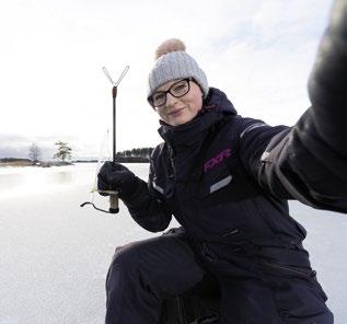 On mielenkiintoista seurata eri järvillä ja eri kalastustyyleillä kalastavia henkilöitä. Kalajutuista kun oppii itsekin aina jotain uutta ja saa ideoita omaan tekemiseen.