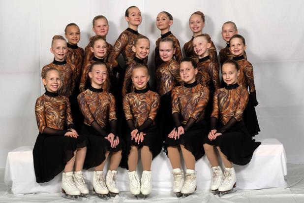 Mini Chicas Riihimäen Jäätaiturit Luistelijat: Gradinar Kira, Harju Charlotta, Jetsu Emma (C), Jääskeläinen Nella, Lampila Sofia, Lampila Sylvia, Nevalainen Isla, Nordström Rianna, Palonen Christina,