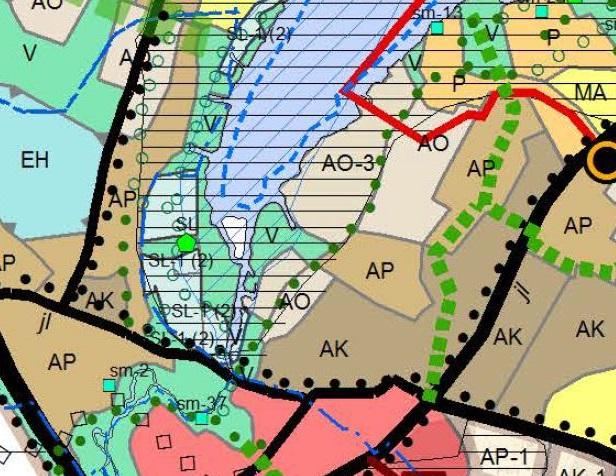 Sivu 5 / 8 Alueella on voimassa asemakaava vuodelta 198. Alue on merkitty yleisten rakennusten korttelialueeksi (Y), jolle saa rakentaa 5 m 2 kokoisen ja I½ kerroksisen rakennuksen.