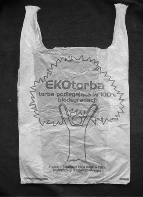 Kuva 7. Oxo-hajoava ECObag, kaupallinen muovipussi Puolalaisesta supermarketista.