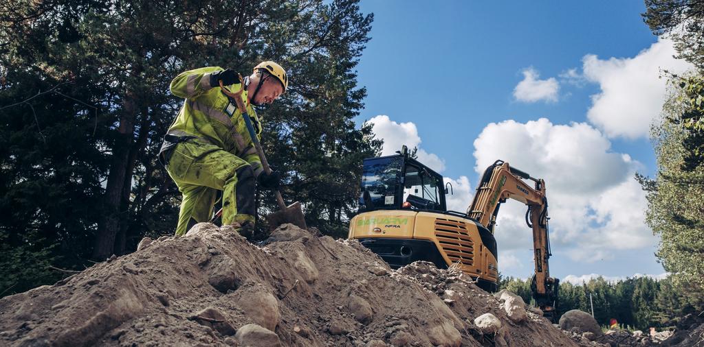 Loppusanat Lähikaapeli-hankkeen yhteystiedot Eltel palvelukeskus vastaa Lounais-Suomen lähikaapelointeihin liittyvissä asioissa ilmaisessa palvelunumerossa 020 411 3076 arkisin klo 8-16.