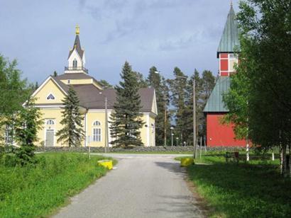 SUOJELU: kirkkolaki Hammaslahden rautatiemuseo (sr nro 156), Pyhäselkä Pyhäselän kotiseutuyhdistyksen kotiseutumuseo Hammaslahden asemalla.