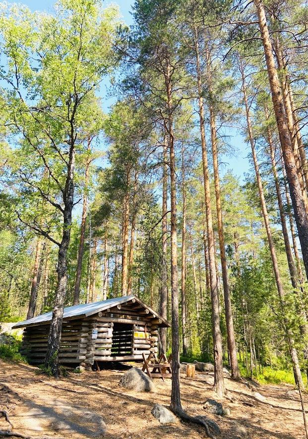 Harjoitusvaellus, Nuuksio Kevään Koronatilanteen vuoksi harjoitusvaellus muutettiin siten, että telttayöpymisen sijaan tehtiin päivävaellus, jossa nuoret pääsivät kokemaan yhtäjaksoisen pidemmän