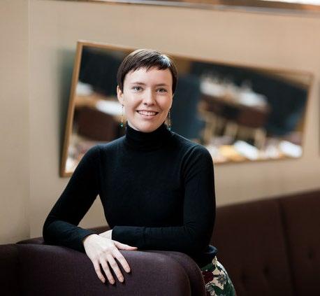 Elisa Kitunen Startup-yrittäjä & Head of Movement (EEX Oy) missiona tehdä suurista organisaatioista yrittäjämäisempiä Työskennellyt aiemmin mm. päätoimittajana Bonfire.