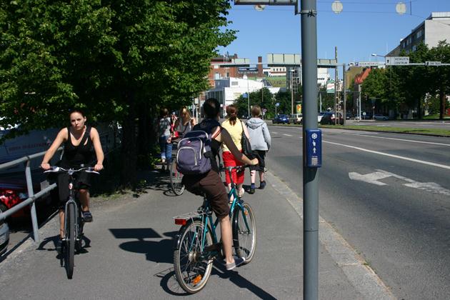 Kevään 2011 pyöräilyn ja kävelyn olosuhdekyselyssä osa asukkaista piti perille löytämistä vaikeana jopa pyöräilykarttaa apuna käyttäen.