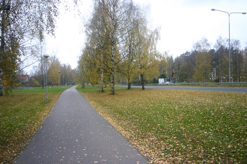 Teiskon laatukäytävä Teiskon laatukäytävän linjaus kulkee autoliikenteen katujen vartta pitkin.