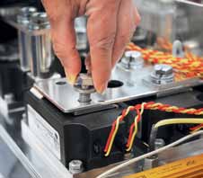 Historia: ABB on perustettu vuonna 1988 ruotsalaisen yritysten Allmänna Svenska Elektriska Aktiebolaget (ASEA) ja sveitsiläinen Swiss Brown, Boveri & Cie (BBC) sulautumisessa.