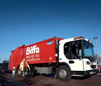 valokuva: Lockheed Martin Space Systems turvallista jätekuljetusta Biffan kaikissa Mercedeskuorma-autoissa on nyt Nord- Lockin pyöränmutterit. valokuva: Biffa Waste services ltd Voi tätä jätemäärää!