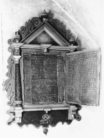 200 Kuva 61: Petrus Ingemarin epitafikaappi avattuna, 1684. Maalaus puulle. Tenholan kirkko. Kuva: Museovirasto.