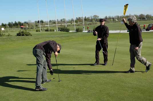 Kausi 2008 Kauden kuuma aihe, fuusio Aulanko Golfin kanssa vai ei, on juuri saanut ratkaisunsa. Tawastin ylimääräinen yhtiökokous on hylännyt esityksen ja hanke kaatunut. Tunnelmat ovat vähän sekavat.