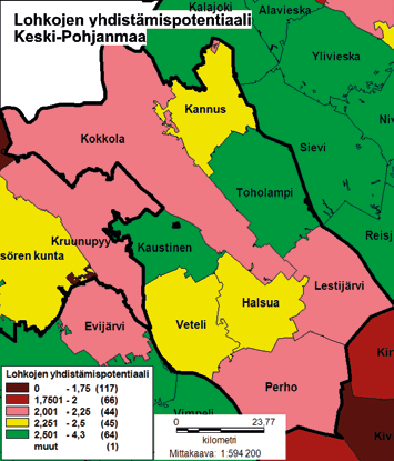 38 Kuva 22: Tilusjärjestelymahdollisuudet Keski-Pohjanmaalla. Vasemmalla on esitetty kuntakohtainen peltolohkojen yhdistämispotentiaali ja oikealla tilusjärjestelypotentiaali.