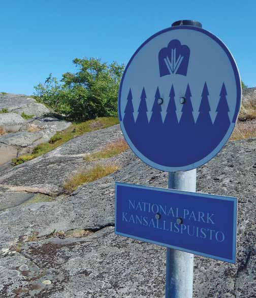 4. Kansallispuistojen laajentaminen Panu Kunttu / WWF Suomi Kansallispuisto antaa saaristoluonnolle vahvan turvan. Tämän lisäksi se tarjoaa retkeilymahdollisuuksia. tai luotoryhmällä.