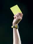 SÄÄNTÖ 12 Kielletty peli ja epäurheilijamainen käytös Punaista korttia käytetään ilmaisemaan, että pelaaja, vaihtopelaaja tai kentältä pois vaihdettu pelaaja on poistettu kentältä.