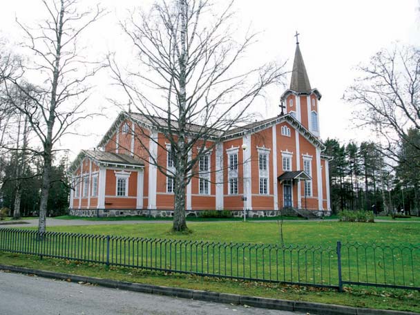Kirkko, kuva: Arkkitehtitoimisto Hannu Puurunen Oy 14 SUONENJOKI Suonenjoen rautatieasema ympäristöineen ja ratavartijan talo, H Valtakunnallisesti merkittävä, RKY v. 2009.