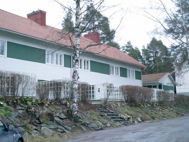 Pikku Paratiisi, kuva: Arkkitehtitoimisto Hannu Puurunen Oy talotyypistä, jotka A. Aalto suunnitteli Lehtoniemeen.
