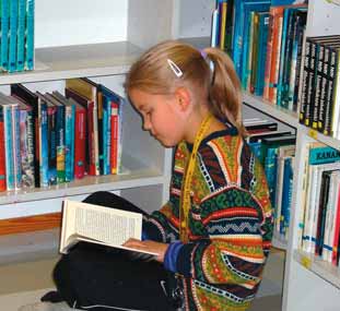 Parempia koulukirjastoja Luku-Suomeen Opetushallinnon Luku-Suomi -kärkihankkeen tavoitteena on peruskoululaisten ja lukiolaisten luku- ja kirjoitustaidon sekä kirjallisuuden tuntemuksen parantaminen.