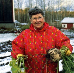 Syö itsesi terveeksi Tietokirjailija Ulla Lehtonen on opastanut suomalaisia kasvissyönnissä ja luonnonmukaisessa puutarhanhoidossa jo kohta 40 vuotta.