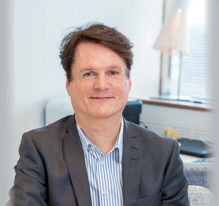 KOLUMNI Mika Wilén Johtaja, markkinointi ja sidosryhmäsuhteet ManpowerGroup Oy www.manpowergroup.fi Kirjoittaja uskoo kestävän johtajuuden muuttavan sitoutumisen sisältöjä.