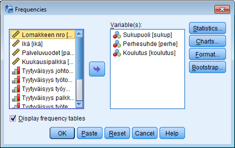 IBM SPSS Statistics 21 34 LIITE 2 KOMENTOKIELI SPSS-ohjelmaa voidaan käyttää myös komentokielen kautta. On hyvä ja suositeltava tapa dokumentoida tehdyt analyysit komentokielen avulla.