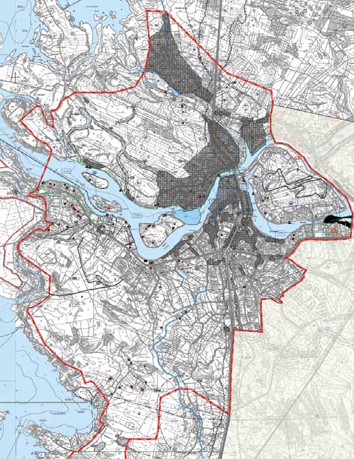 FCG Suunnittelu ja Tekniikka Oy Alueinventointi 2 (77) Tarkastelualue Kuva 2. Osayleiskaavan rajaus ja kulttuurihistoriallisesti merkittävät kohteet osayleiskaavassa.