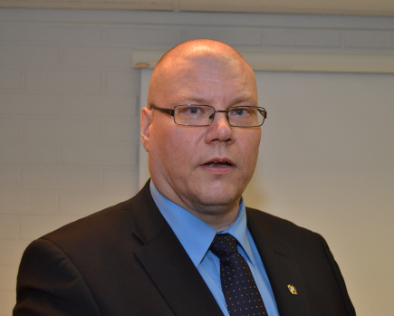 Ajankohtaista Puolustusvoimista Pääkirjoitus On selvää, että kisat muuttuvat yhdistämisen myötä. Ainakin lajivalikoimaan tullee muutoksia.