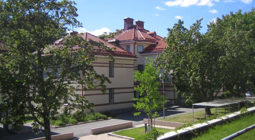 Sairaala paviljonki B Wasastjernan suunnittelema B-paviljonki valmistui vuonna 1911 vaivaistalon asuntolapaviljongiksi.