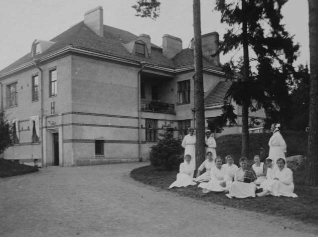 Hallintorakennus H Wasastjernan ja Lindbergin yhdessä Gauffinin kanssa suunnittelema hallintorakennus H valmistui vuonna 1910 ja on alueen vanhimpia rakennuksia.