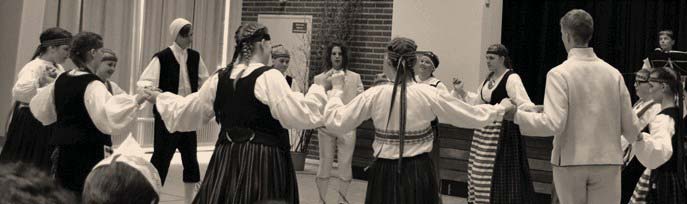 Toukotanssit 5.5.2012 Hyvinkäällä Tapahtumaa vietettiin jo kolmannen kerran.
