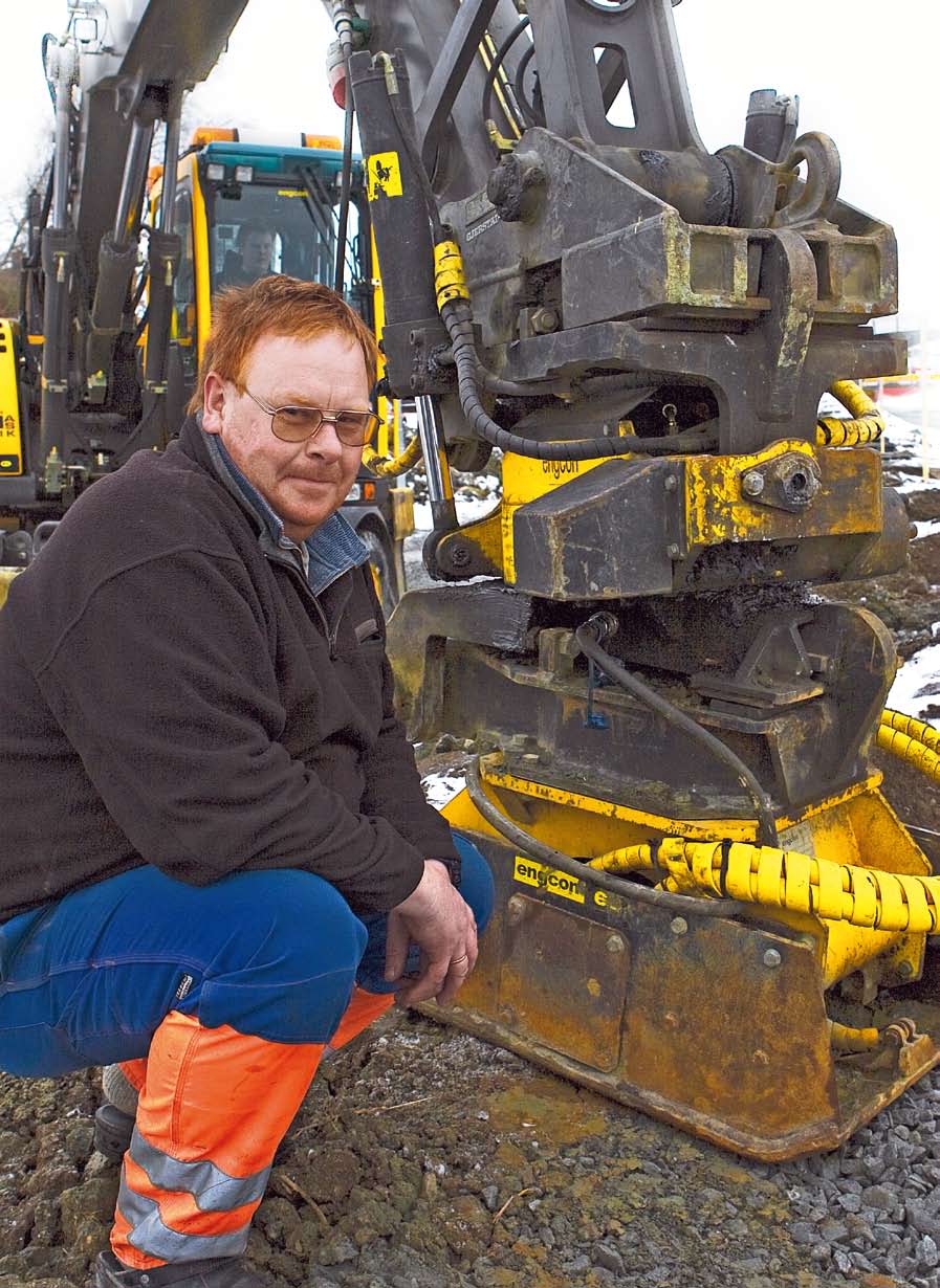 Tilt& engcon news #2 2008 ROTATE TULEVAISUUS LÖYTYI MESSUILTA Dennis Marais sai esimiehensä vakuuttuneeksi, että hän oli nähnyt