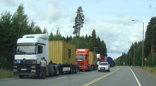 2002) Valtatie 13 Lappeenranta Nuijamaa, yhteysvälin kehittämisselvitys (Tiehallinto 2002) ); sisältää silloisen Tiehallinnon lähtökohdat päätielinjauksen kehittämiseksi nykyisessä, maakuntakaavan