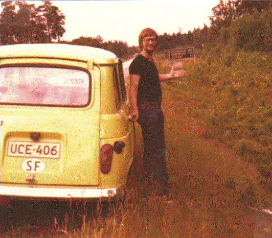 Tim & Eda 1969 The Nordic Capitals & Fanø Sivu 33 JÄLKIKIRJOITUS Timi ajoi sitten UZ-812 'lla pitkälti toista sataa tuhatta kilometriä, ennenkuin vaihtoi pyörän Suzukin T500J'hin!