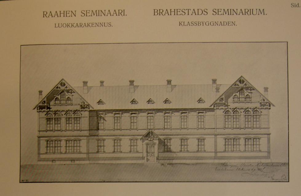 Uusi koulutalo valmistui vuonna 1899. Koulun toimintapohjaa kavensi jatkuvasti suomenkielisen oppikoulun kehittyminen.