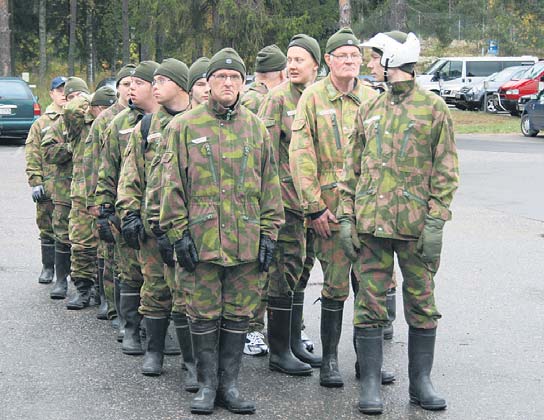 26 3 /2009 Pohjanmaan Maanpuolustaja Lokakuu 2009 Vaasan Reserviupseerikerho ry:n sääntömääräinen SYYSKOKOUS pidetään Vaasan Sotilaskodissa maanantaina 16.11.2009 klo 19:00 alkaen.