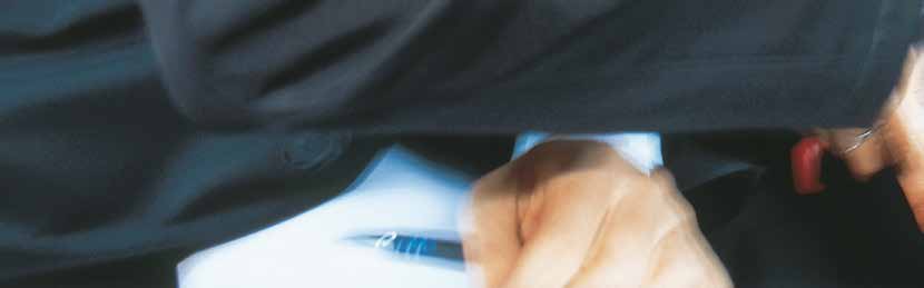 Esipuhe Siitä lähtien kun finanssikriisi alkoi vaikuttaa työmarkkinoihin vuonna 2008, Euroopassa on menetetty yli 5,6 miljoona työpaikkaa.