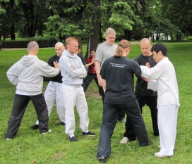 Tuishou-harjoittelua Keskiviikko 23.06.