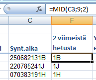 Excel 2007 Funktiot 12 TEKSTIFUNKTIOT Merkkijonojen poimiminen LEFT(Text, Num_Chars) VASEN(teksti, merkkien määrä) -funktio poimii vasemmalta annetun määrän merkkejä. Esim.