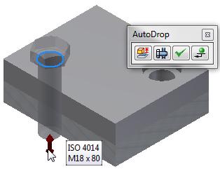 Kun liikutat ruuvin esikatselua reiän kohdalle, automaattinen sijoitustoiminto käynnistyy (AutoDrop). Ruuvin koko päivittyy reiän koon mukaan.