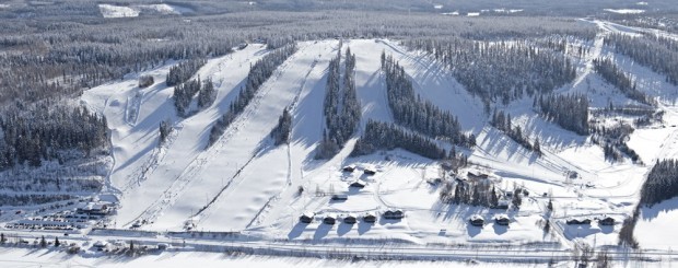 Kahvia/teetä ja mehua ilmaiseksi. Päihteetön. Vapaa sisäänpääsy. Alk. 7 luokkalaisille. Järj.: Uudenkaarlepyyn Kulttuuri & Vapaa-aika/Piparkakkutalo Kiinnostaako laskettelua? Himos Laskettelu 23