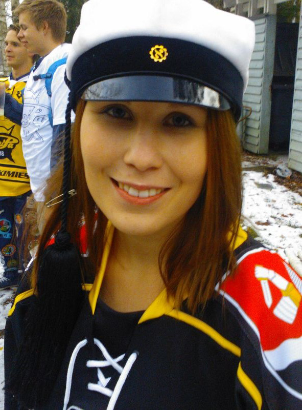 6 OPINTONEUVOJAN TERVEISET Tervehdys tuleva tutan fuksi! Minun nimeni on Maija Eronen ja olen tuotantotalouden koulutusohjelman opintoneuvoja. Eli mikä?