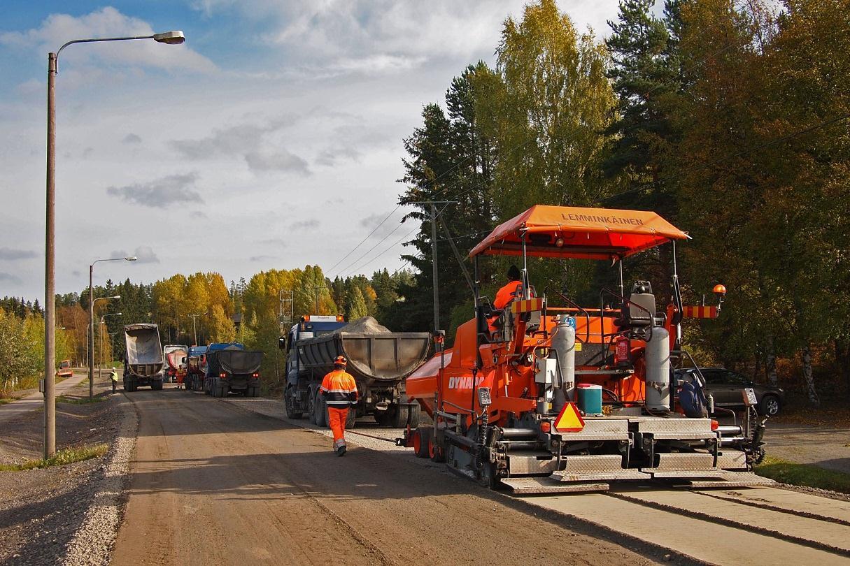 TUHKARAKENTAMISEN KÄSIKIRJA