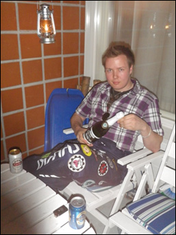 Moikka fuksit! Tosiaan varmaan jo osa lukikin tuolta hallituksen esittelystä, että kuka oon, mutta tosiaan oon Joakim Honka 21 wee raisiolainen ja toista vuotta tutalla.