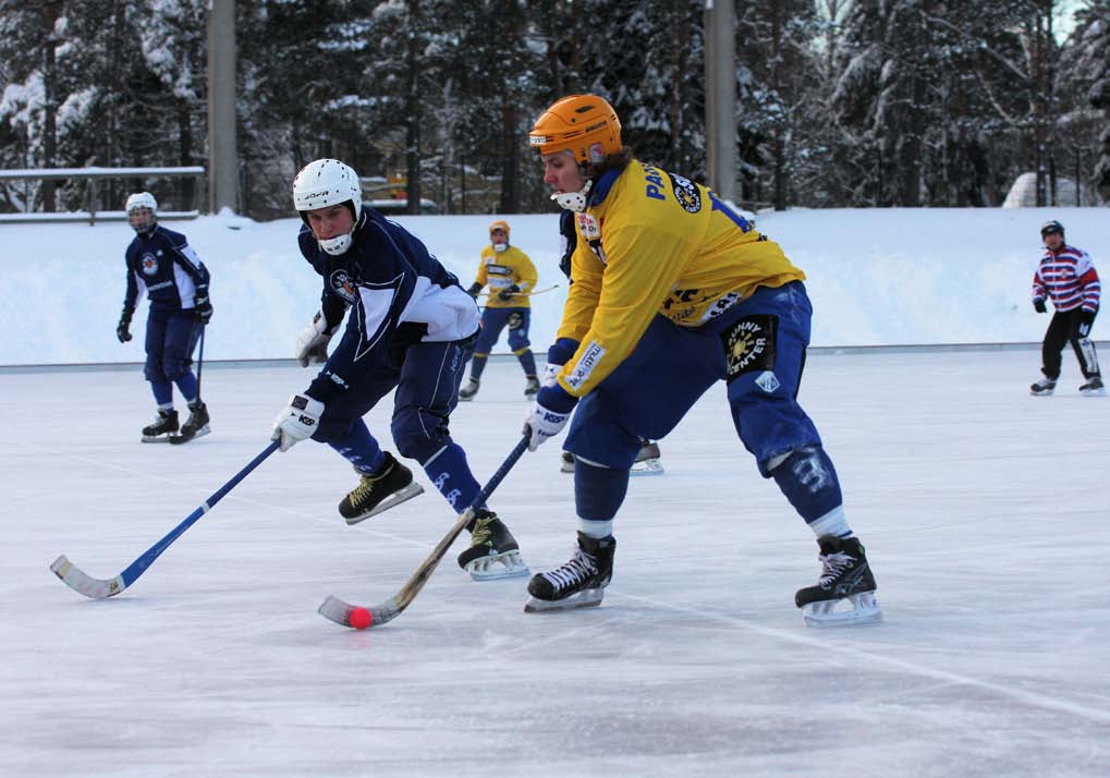 Jääpallo OLS keltapaidat rakennushommissa OLS on yksi jääpallon menestysdynastioista HIFK:n ja WP 35:n kanssa.