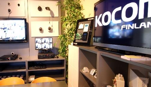 Kocom Finland Oy on kotimarkkinoilla ja lähialueilla toimiva teknisen turvallisuuden tukkukauppa. Toimipaikkamme sijaitsee Malminkartanossa, Helsingissä.