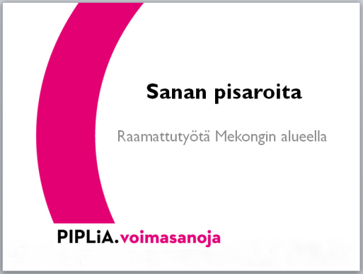Sanan pisaroita -esityksen tekstit Dia 1 Suomen Pipliaseura on yli 200-vuotias, moderni ja perinteikäs järjestö, joka kääntää Raamattua uusille kielille ja kustantaa niitä.