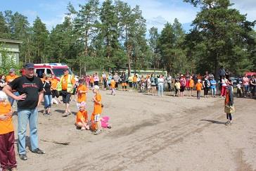 Torstai 4.7.2013 Hei kaikki ihanat leiriläiset! Tulihaukka leirimme alkaa olla jo yli puolessa välissä. Säät ovat alkaneet suosia meitä vihdoin!