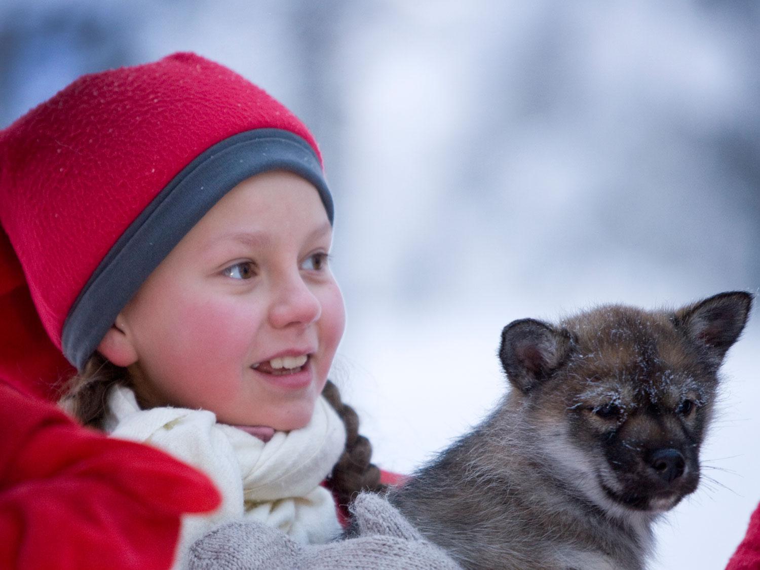 Paikan brändi sanoista teoiksi Case: Rovaniemi,