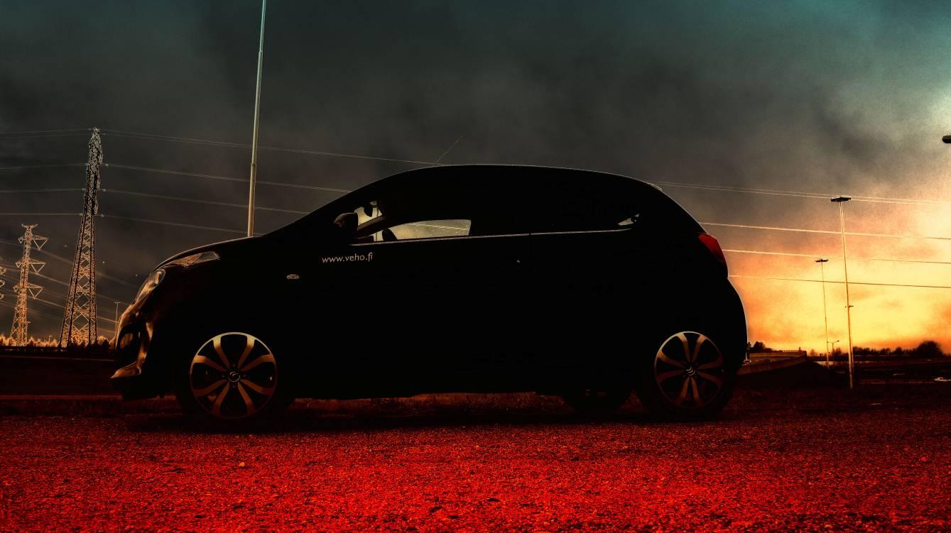 - KORVIKEAUTOT KOEAJOSSA - Citroën C1 2014 Rutinoffin kuski tekee silloin tällöin autojen koeajoja.
