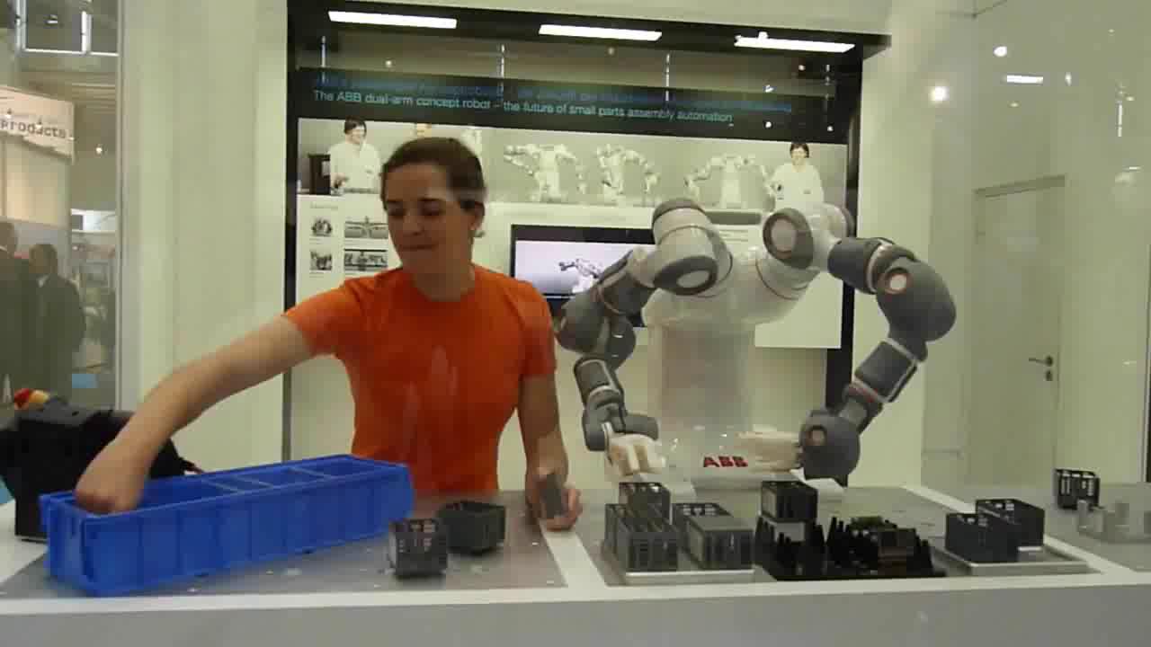 Ihmisen ja robotin yhteistyö http://www.youtube.com/watch?