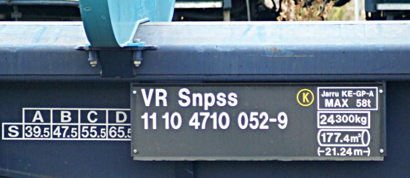 Omituista kyllä Snpss-vaunuissa voi olla myös yhteentoimivuuskoodi 11, mikä tietysti tarkoittaisi, että vaunu on YTE-kelpoinen. Mutta alla olevan vaunun merkinnöistä puuuttuu kuitenkin TENtunnus.